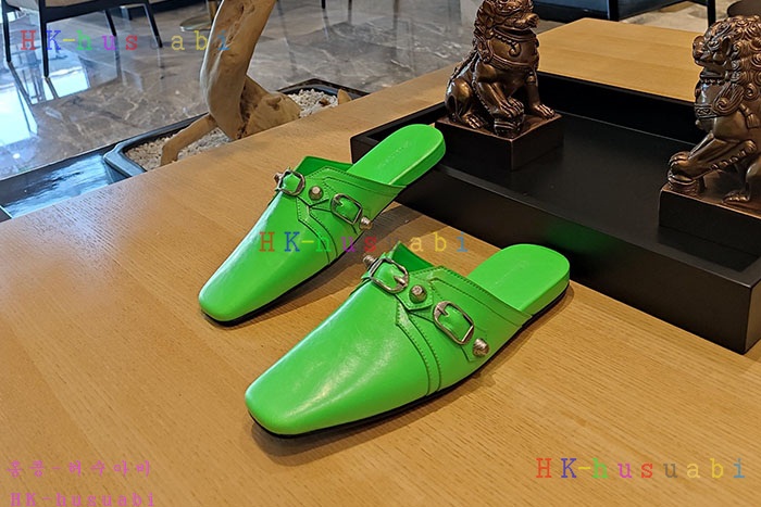 NEW 발렌시아가 신발 신상 B 852241