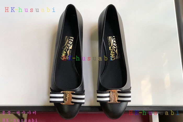 NEW 페라가모 신발 신상 F 887559