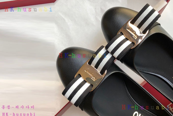 NEW 페라가모 신발 신상 F 887559