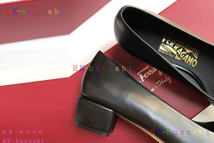 NEW 페라가모 신발 신상 F 887559