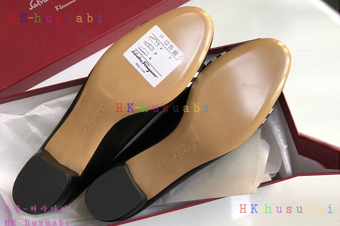 NEW 페라가모 신발 신상 F 887559