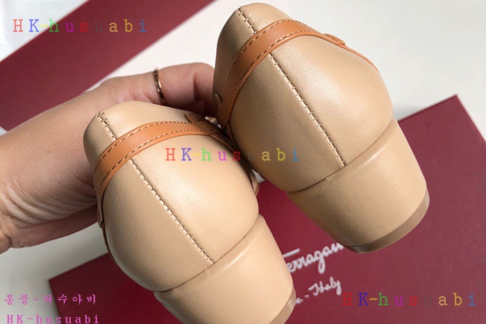 NEW 페라가모 신발 신상 F 887552