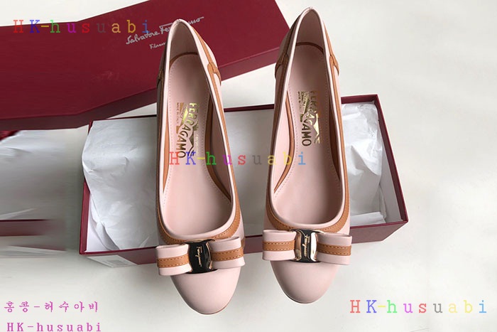 NEW 페라가모 신발 신상 F 887550