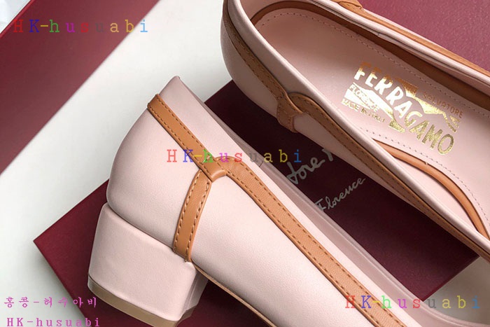 NEW 페라가모 신발 신상 F 887550
