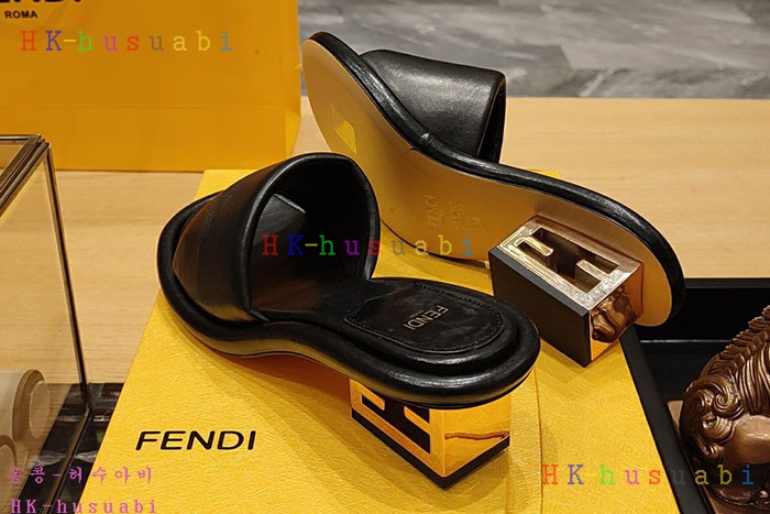 NEW 펜디 신발 신상 FD 725010