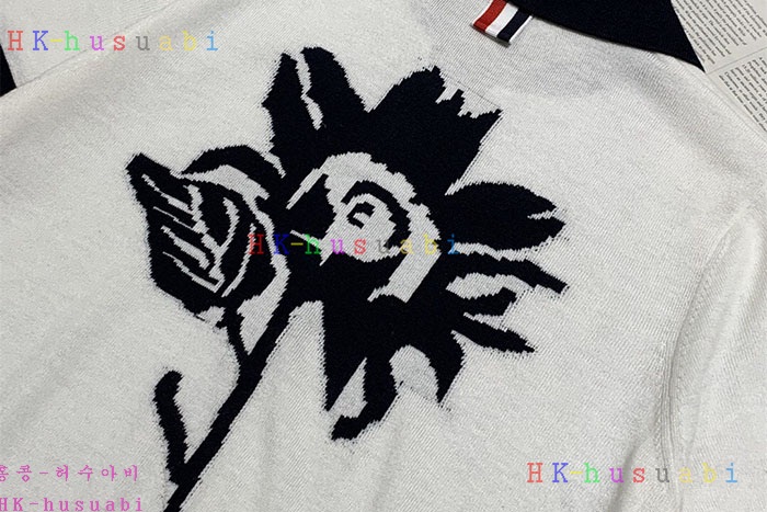 NEW 톰브라운 반팔티 신상 TB 4285017