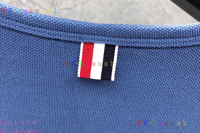 NEW 톰브라운 반팔티 신상 TB 4285049