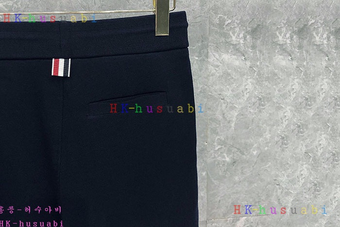 NEW 톰브라운 반바지 신상 TB 3250017
