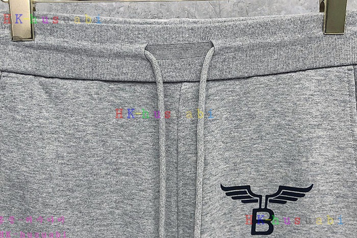NEW 톰브라운 반바지 신상 TB 3250020