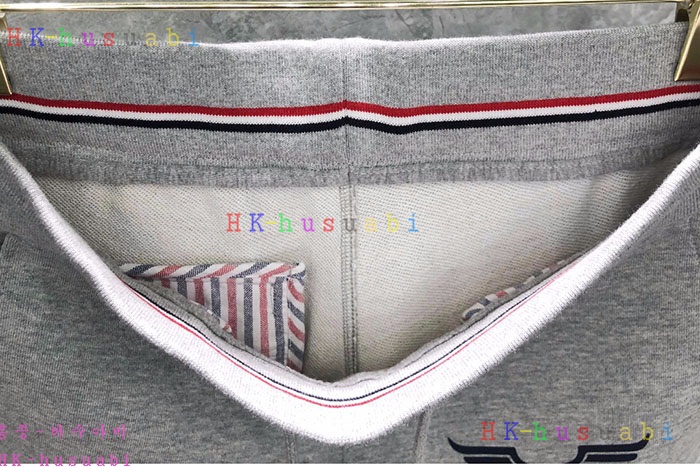 NEW 톰브라운 반바지 신상 TB 3250020