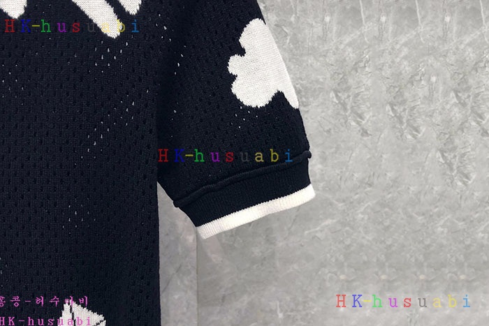 NEW 톰브라운 반팔 신상 TB 328551