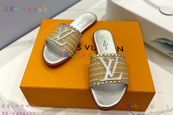 NEW 루이비통 샌들 신상 GU 997702