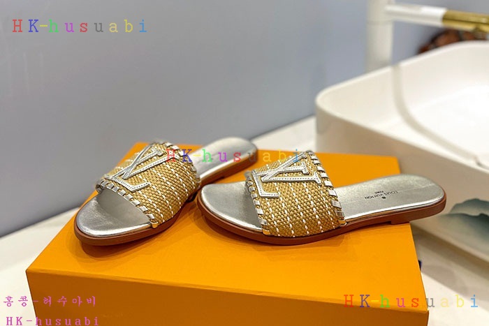 NEW 루이비통 샌들 신상 GU 997702