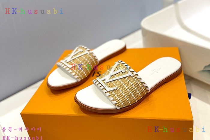 NEW 루이비통 샌들 신상 GU 997701