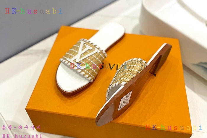 NEW 루이비통 샌들 신상 GU 997701