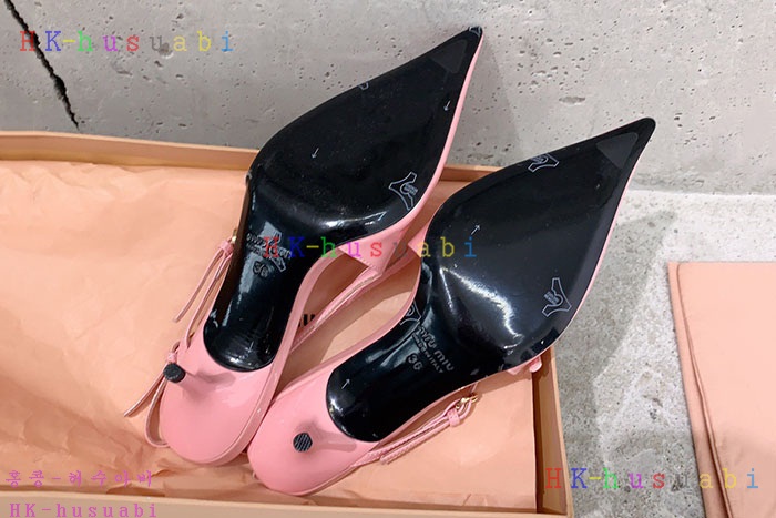 NEW 미우미우 샌들 신상 MU 872243