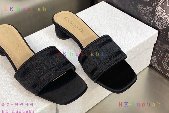 NEW 디올 샌들 신상 DR 968220