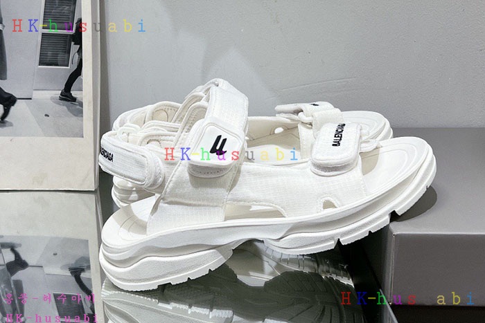 NEW 발렌시아가 신발 신상 B 6652502