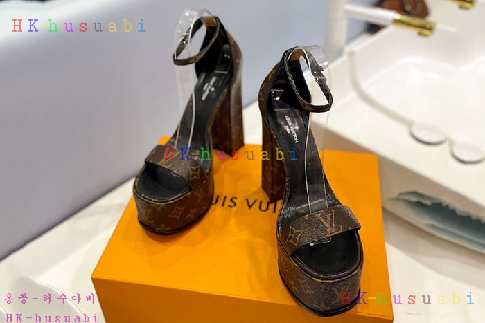 NEW 루이비통 신발 신상 LV 665826