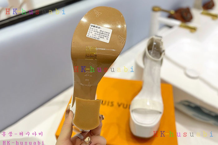 NEW 루이비통 신발 신상 LV 665827