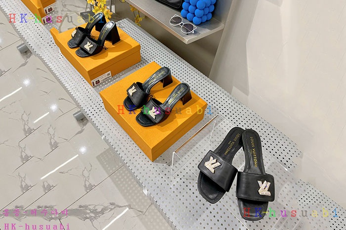 NEW 루이비통 신발 신상 LV 663325