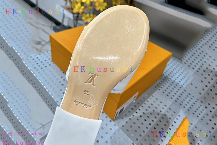 NEW 루이비통 신발 신상 LV 663328