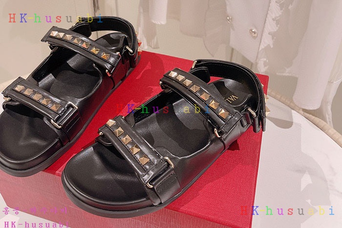 NEW 발렌티노 샌들 신상 V 674220