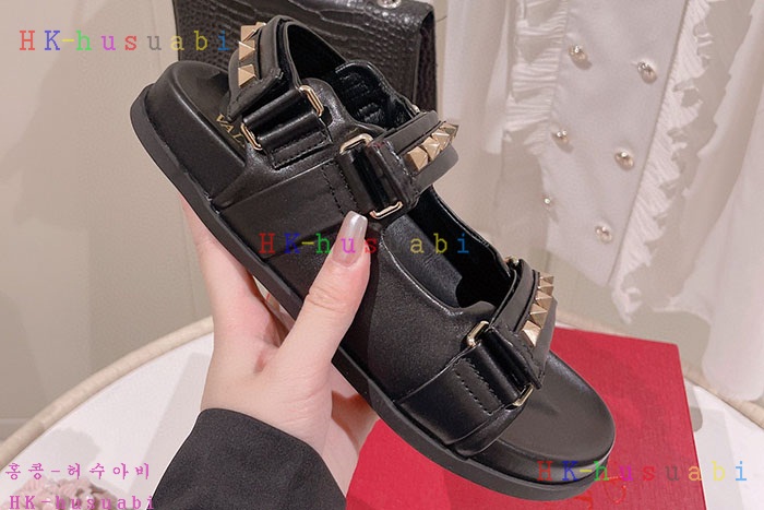 NEW 발렌티노 샌들 신상 V 674220