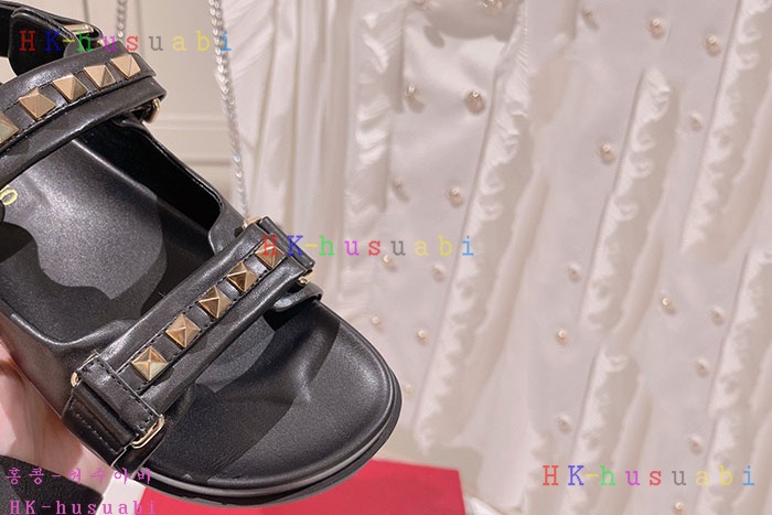 NEW 발렌티노 샌들 신상 V 674220