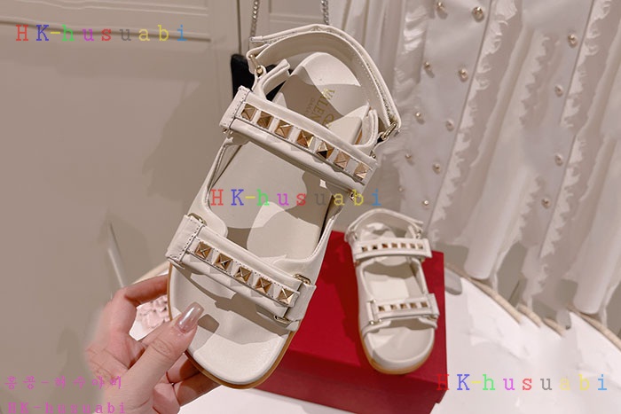 NEW 발렌티노 샌들 신상 V 674222