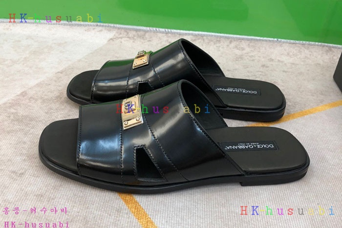 NEW 돌체앤가바나 샌들 신상 DG 652502