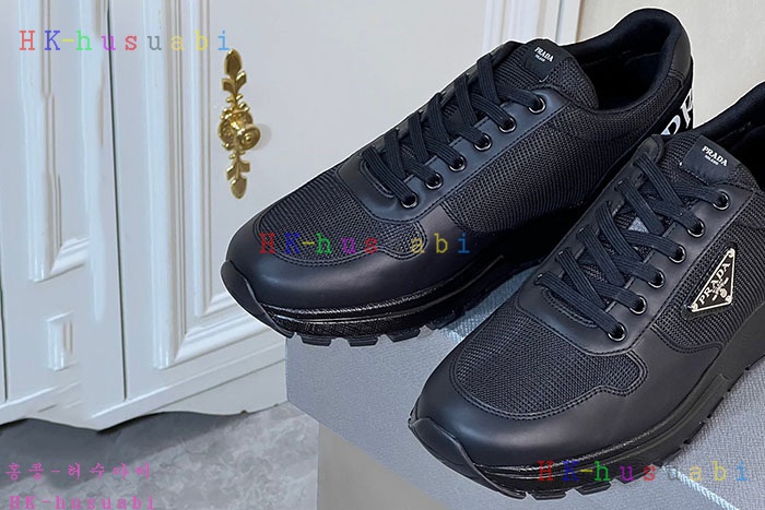 NEW  프라다 신발 신상 P 5899602