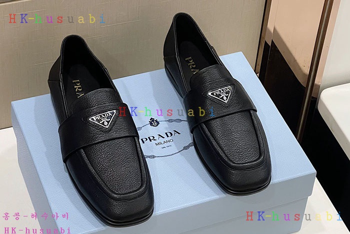 NEW  프라다 신발 신상 P 5899606