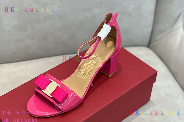 NEW 페라가모 샌들 신상 F 573305