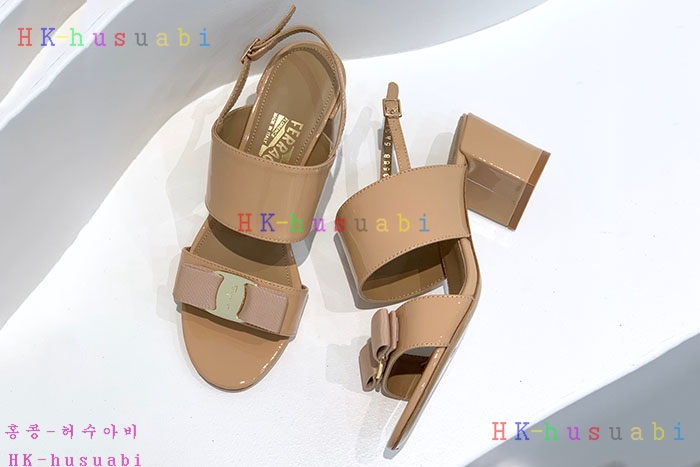 NEW 페라가모 샌들 신상 F 580404