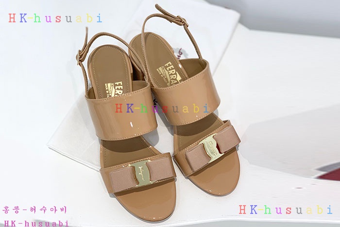 NEW 페라가모 샌들 신상 F 580404