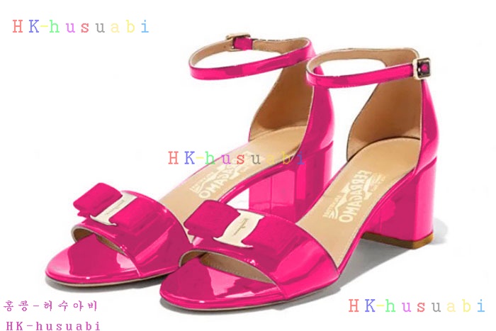 NEW 페라가모 샌들 신상 F 573305