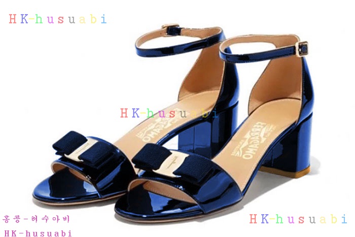 NEW 페라가모 샌들 신상 F 573301