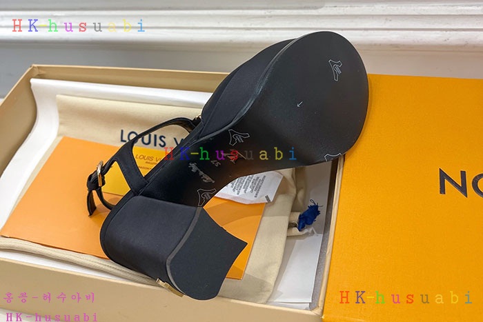NEW 루이비통 신발 신상 LV 672404