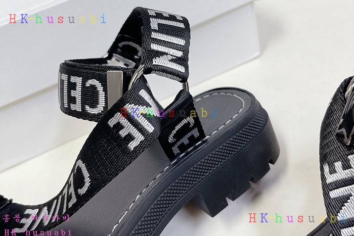 NEW 셀린느 샌들 신상 C 636011