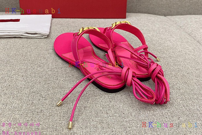 NEW 발렌티노 샌들 신상 V  145501