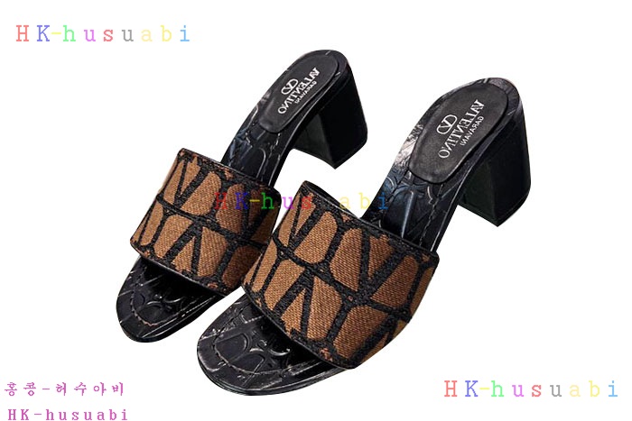 NEW 발렌티노 샌들 신상 V  140012