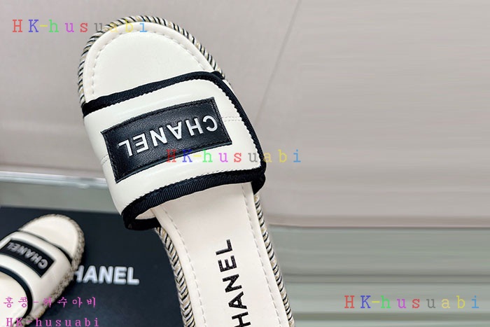 NEW 샤넬 샌들 신상 C 688214