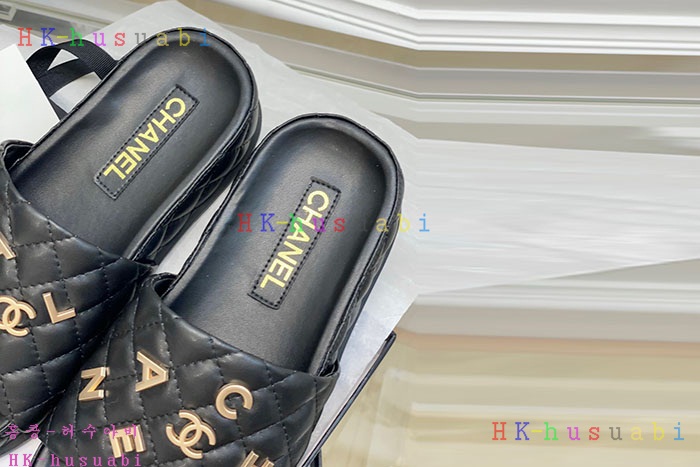 NEW 샤넬 샌들 신상 C 689013
