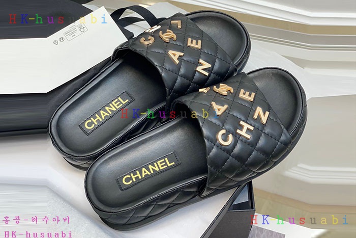 NEW 샤넬 샌들 신상 C 689013