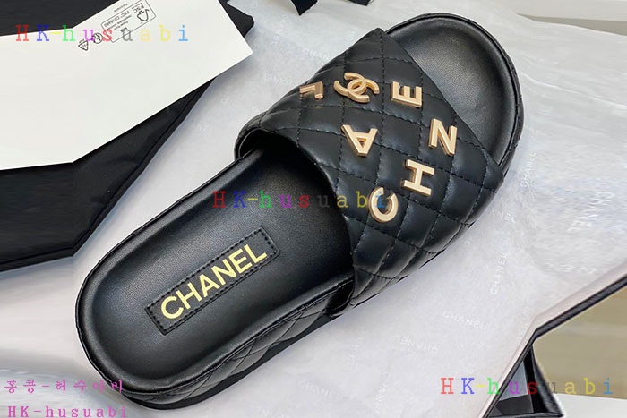 NEW 샤넬 샌들 신상 C 689013