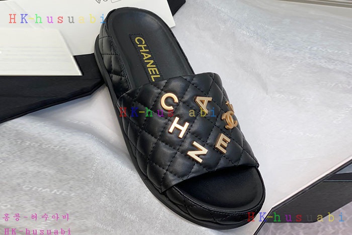 NEW 샤넬 샌들 신상 C 689013