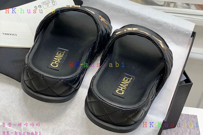 NEW 샤넬 샌들 신상 C 689013