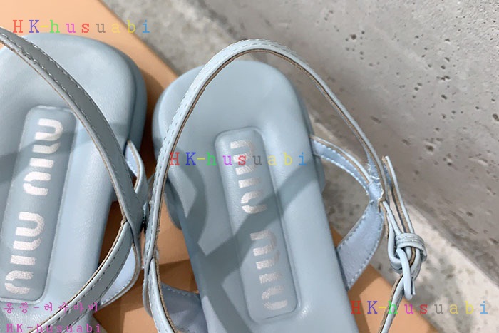 NEW 미우미우 샌들 신상 MU 952700