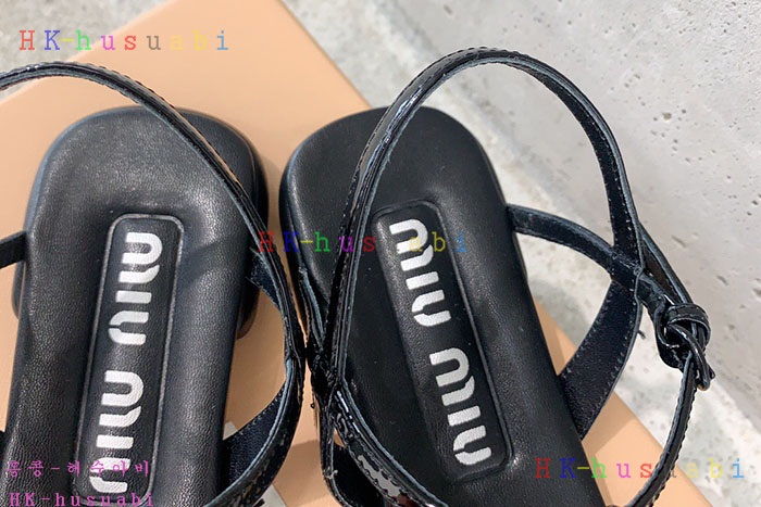 NEW 미우미우 샌들 신상 MU 952702